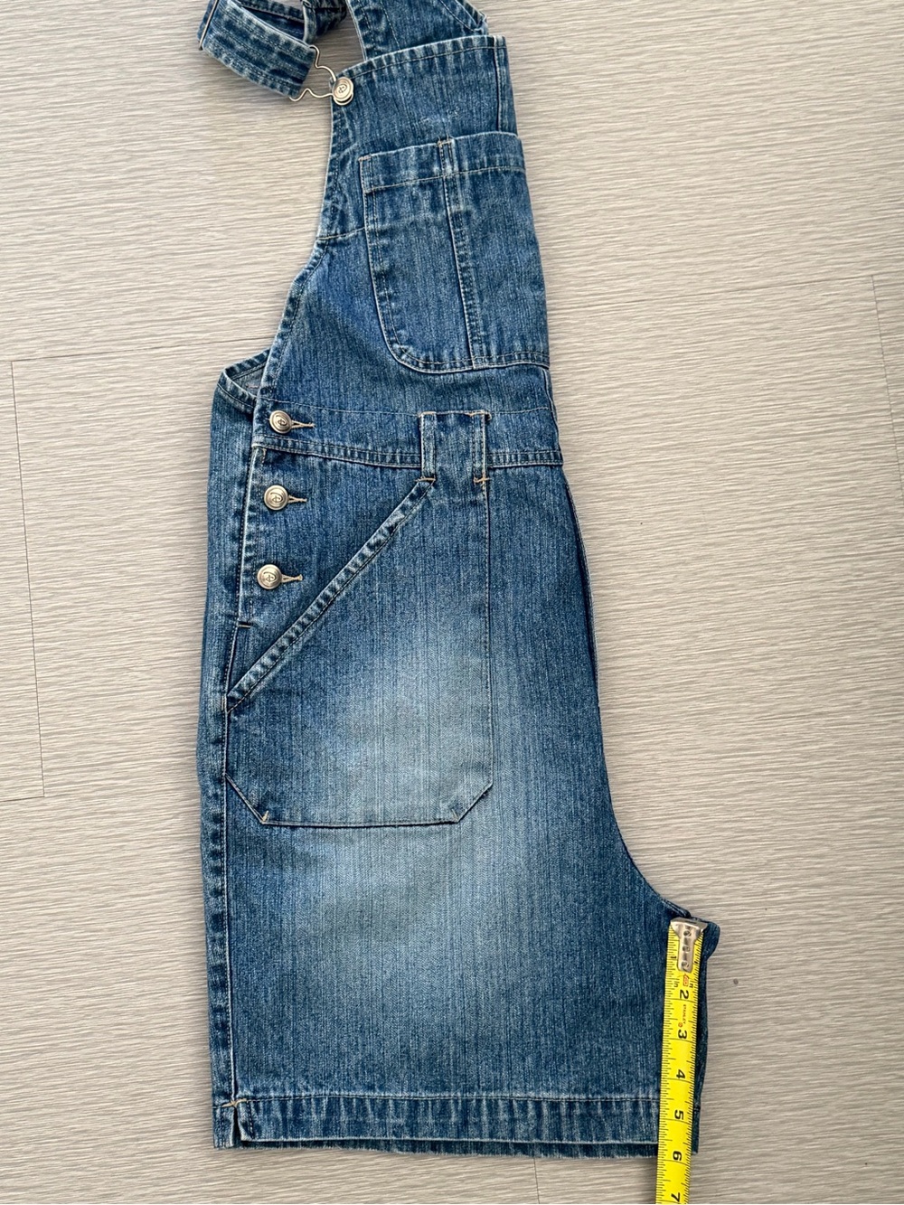 Disney Y2K Denim Shortalls Overalls Medium 100% Cotton Blue Jean Logo Hardware - Picture 8 of 12